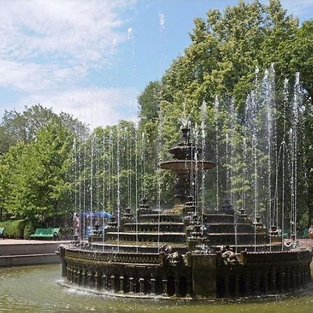 Ultracentral Armeneasca Street Chisinau Ngoại thất bức ảnh