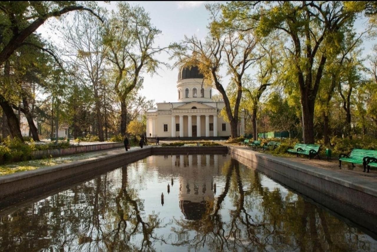 Ultracentral Armeneasca Street Chisinau Ngoại thất bức ảnh
